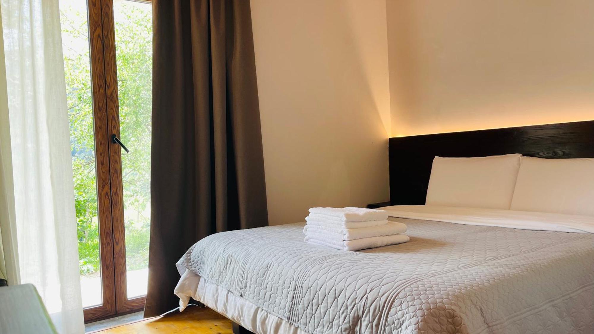 Gjecaj And Restaurant Bed & Breakfast Theth